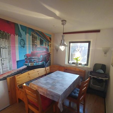Historische Schule "Ferienwohnung Pauline" I&Ii Stobnitz Esterno foto