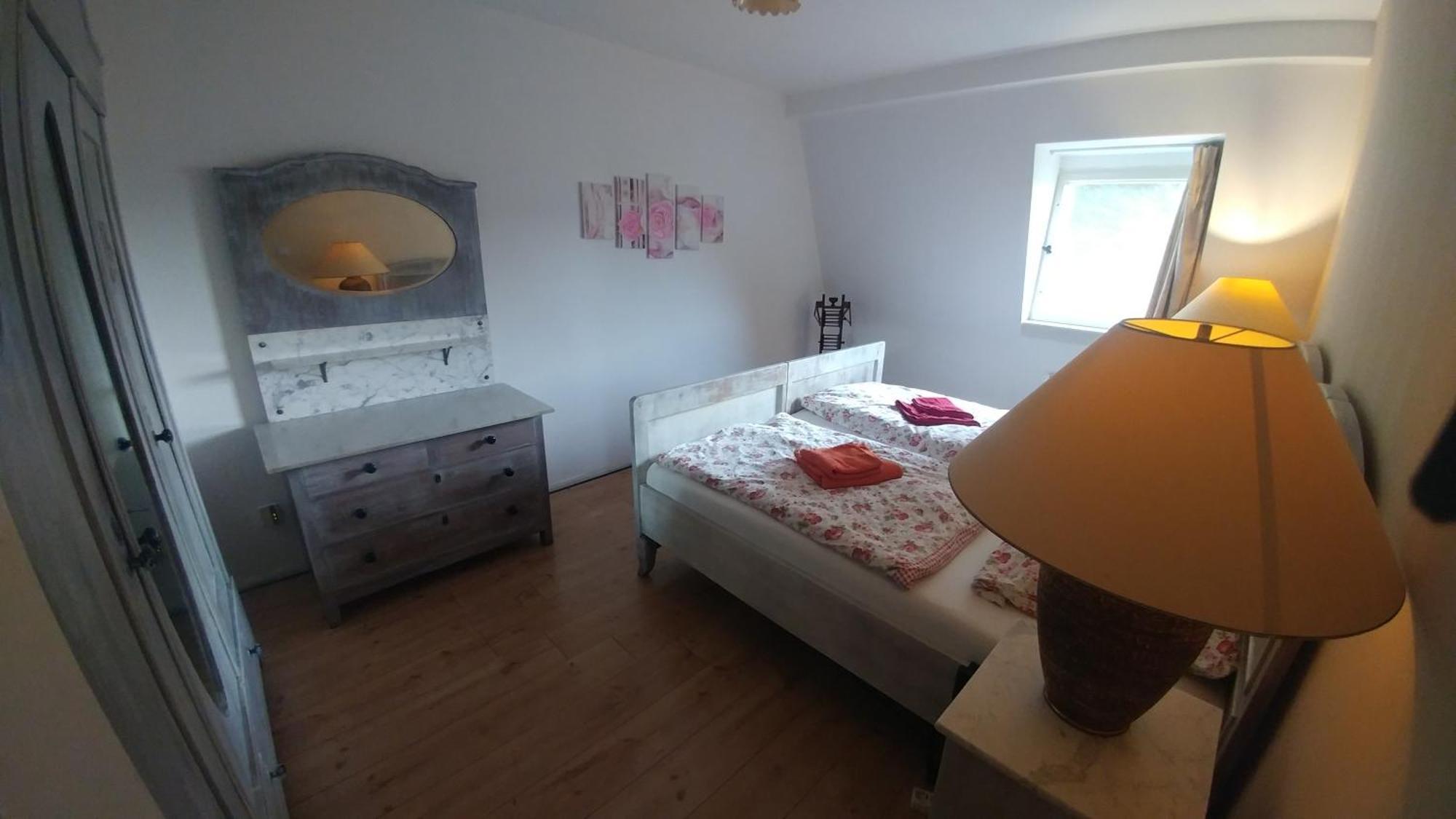 Historische Schule "Ferienwohnung Pauline" I&Ii Stobnitz Esterno foto
